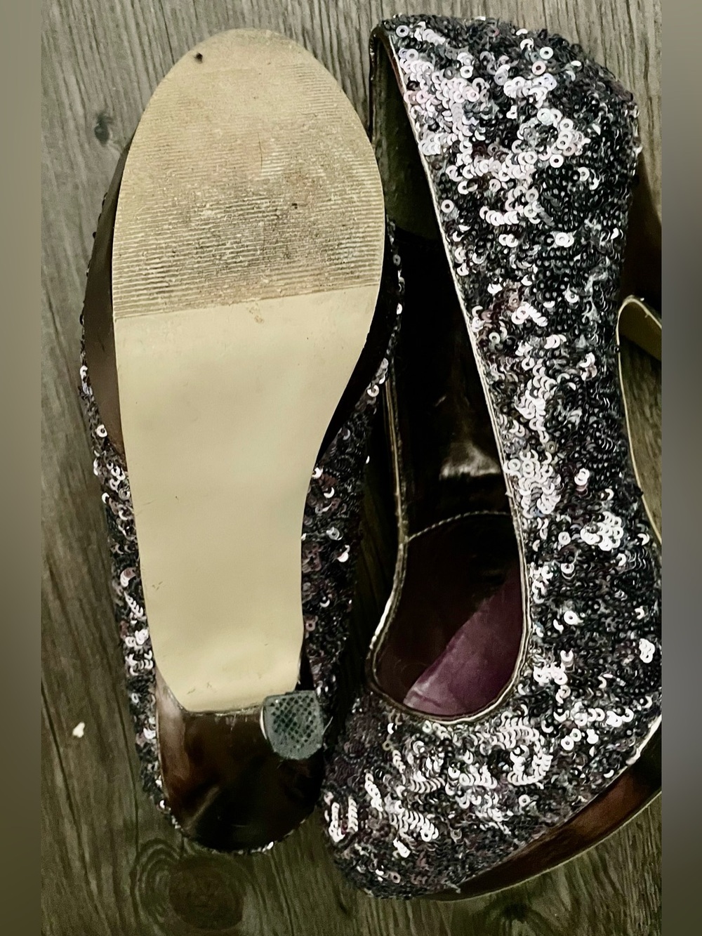 💅🏻 Madden Girl Sequin Platform Pumps 💅🏻 - Picture 5 of 6